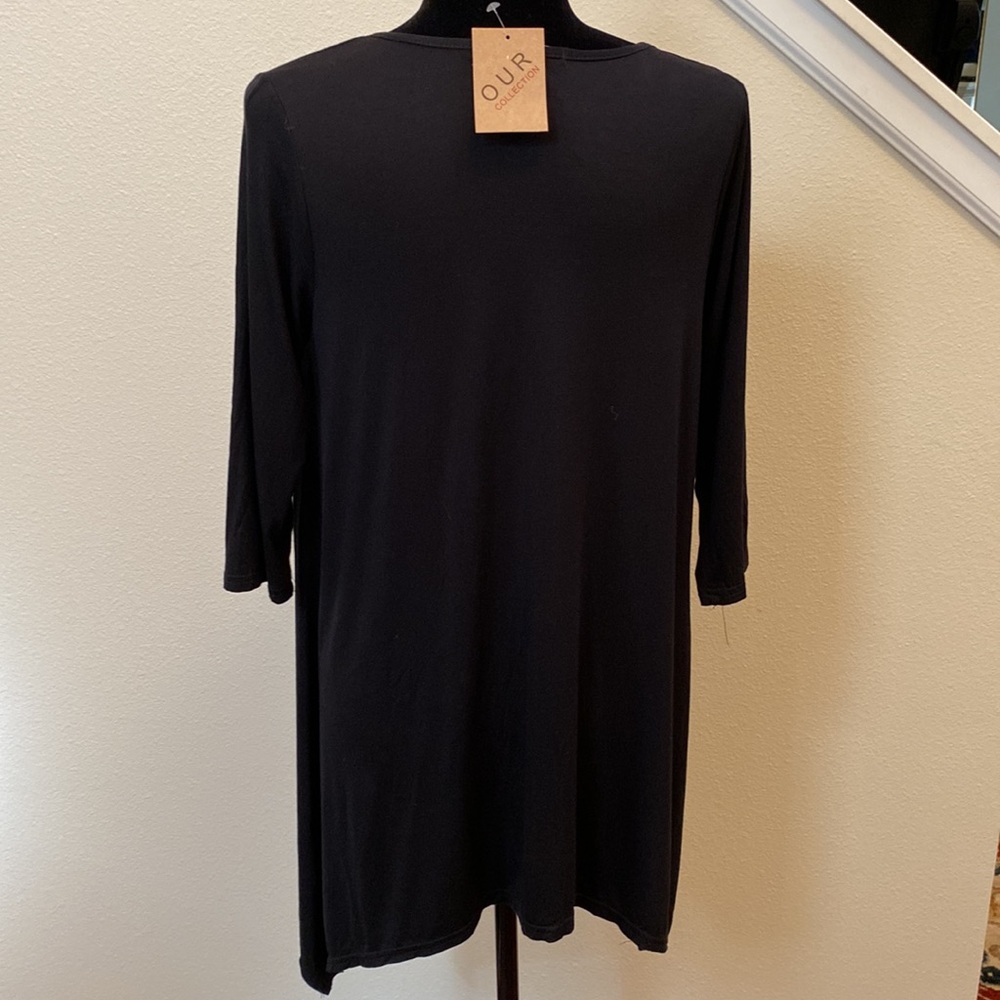 OUR Collection Tunic - Picture 6 of 7